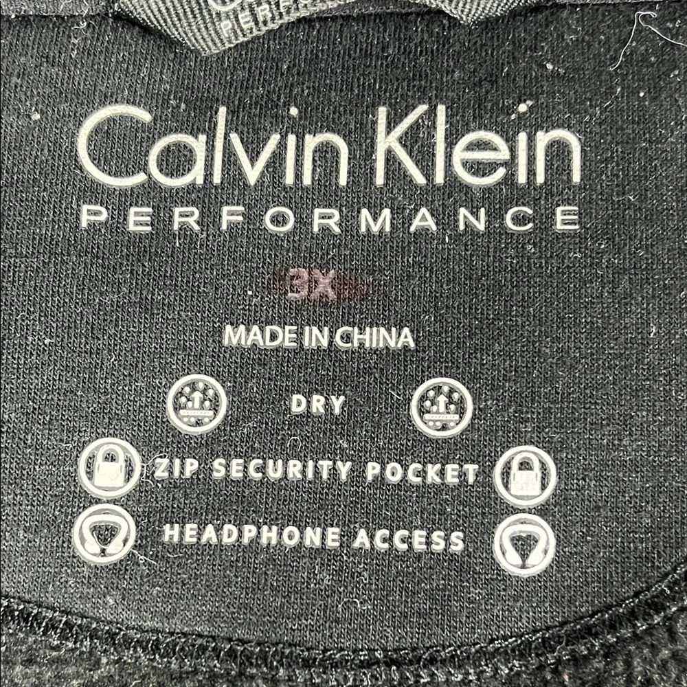 Calvin Klein Women's Performance Fleece Size 3X Black Zip-Up Vest with Pockets